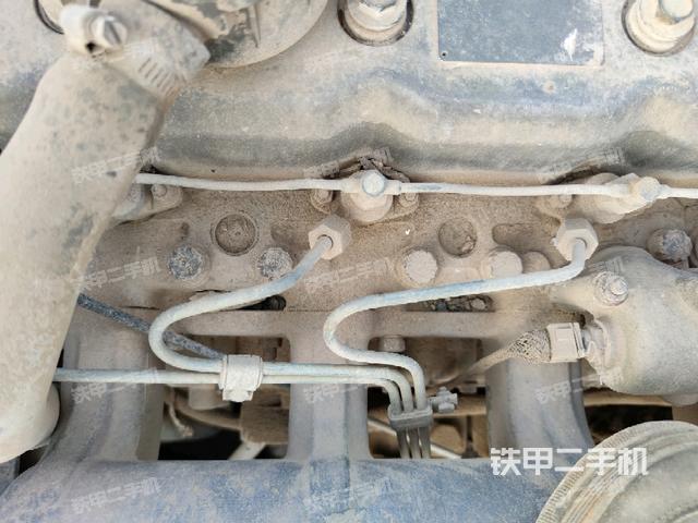 气门室盖螺丝特写（上车部件）