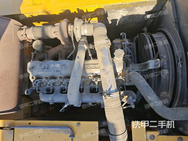 發(fā)動(dòng)機(jī)整體俯視（整機(jī)外觀）