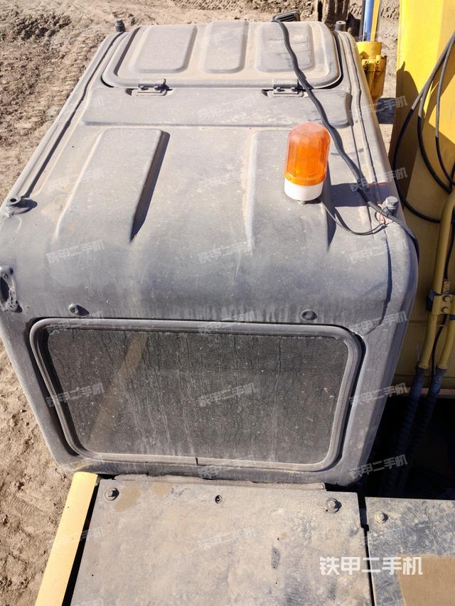 駕駛室頂部（整機(jī)外觀）