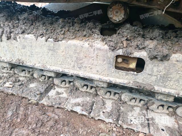右側(cè)履帶整體?(行走機構(gòu)) 右側(cè)履帶整體?(行走機構(gòu))