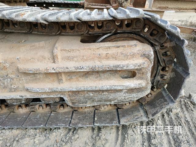 右侧履带整体（行走机构）