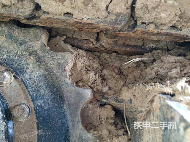 右侧行走马达盖板(行走机构) 右侧行走马达盖板(行走机构)