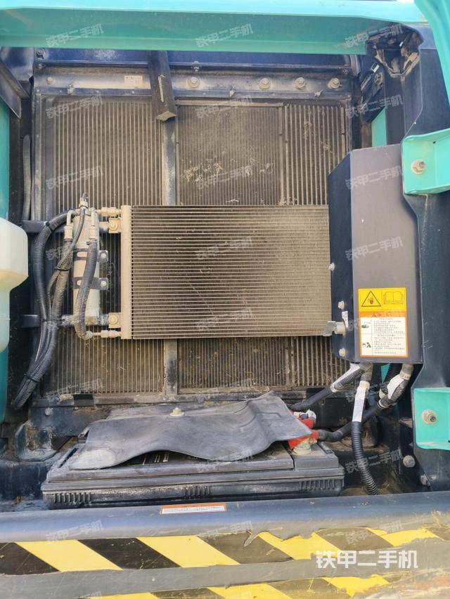 散熱器正面（大件艙室）