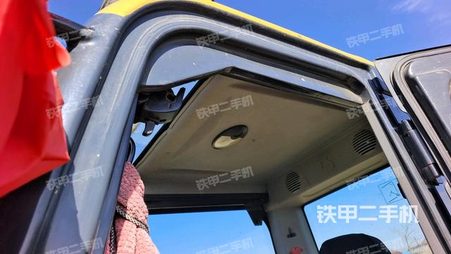 頂棚整體（駕駛室部分）