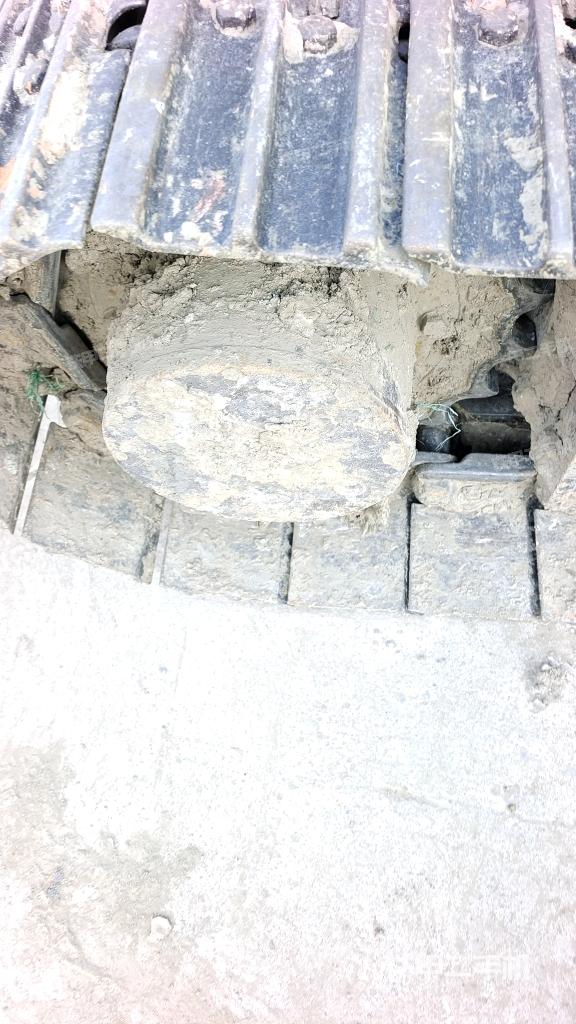 右側(cè)行走馬達(dá)蓋板（行走機(jī)構(gòu)）