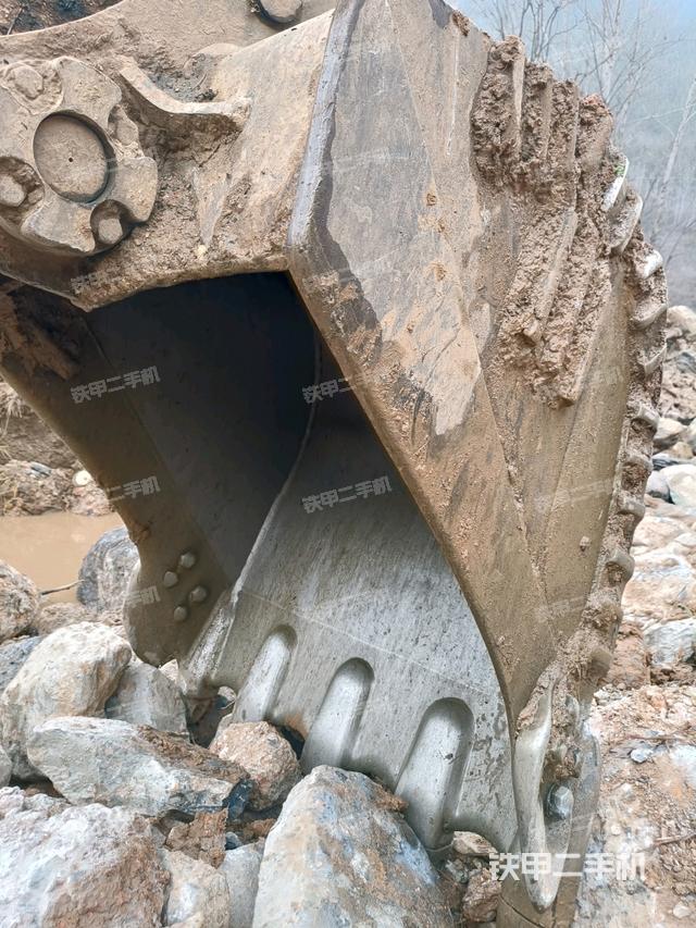 鏟斗45度（工作和回轉(zhuǎn)裝置）