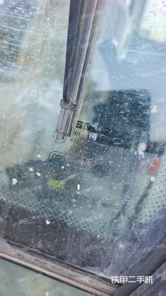 后窗玻璃角標(biāo)（駕駛室部分）