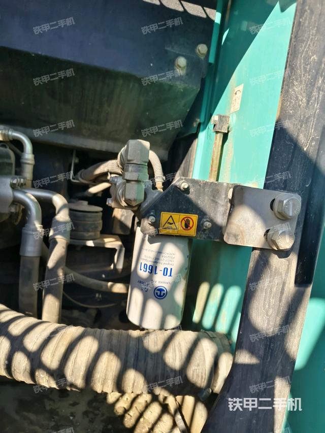 電瓶（大件艙室）