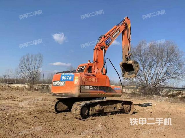 整機右后45°(整機外觀) 整機右后45°(整機外觀)