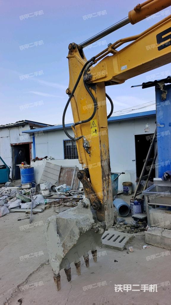 小臂整體左后（工作和回轉(zhuǎn)裝置）