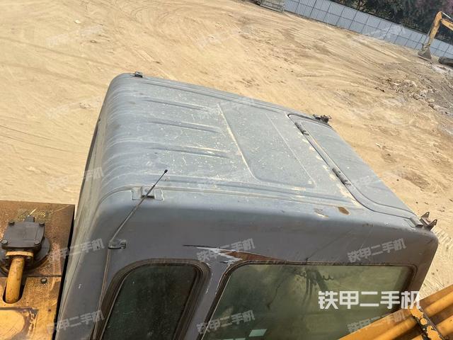 駕駛室頂部俯視(上車部件) 駕駛室頂部俯視(上車部件)