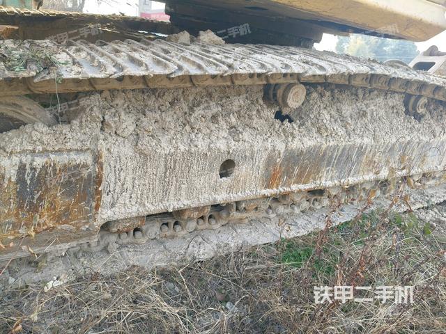 右驅(qū)動(dòng)輪（行走機(jī)構(gòu)）