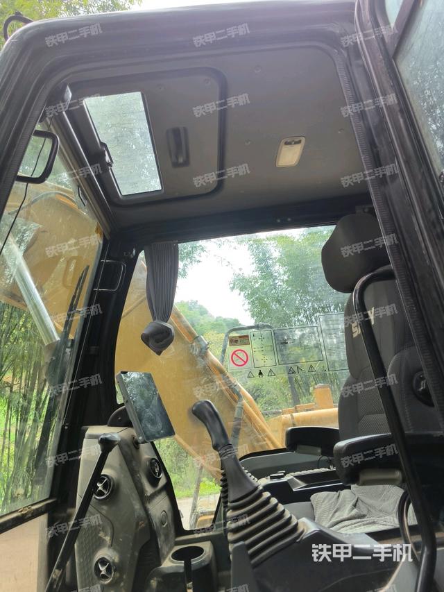 頂棚整體（駕駛室部分）