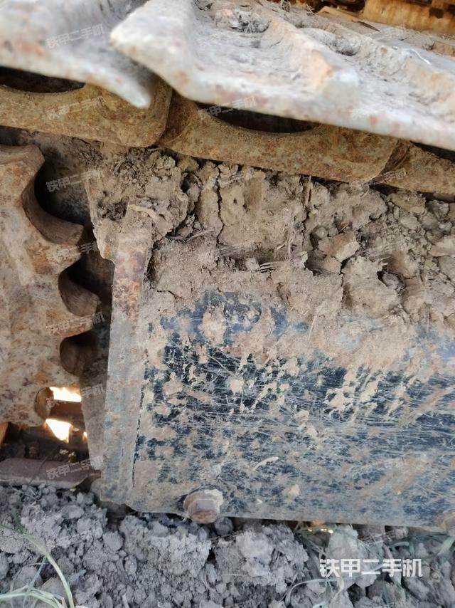 單側履帶整體（整機外觀）