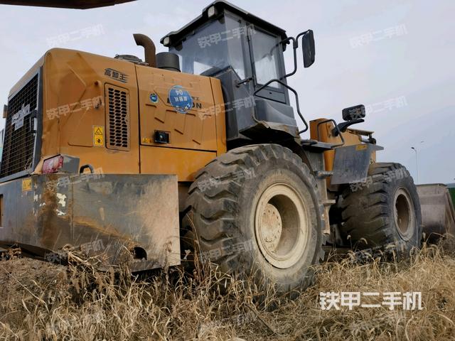 整機(jī)右后45°(整機(jī)外觀及大件) 整機(jī)右后45°(整機(jī)外觀及大件)