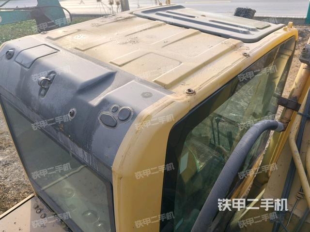 鏟斗右后整體（工作和回轉(zhuǎn)裝置）