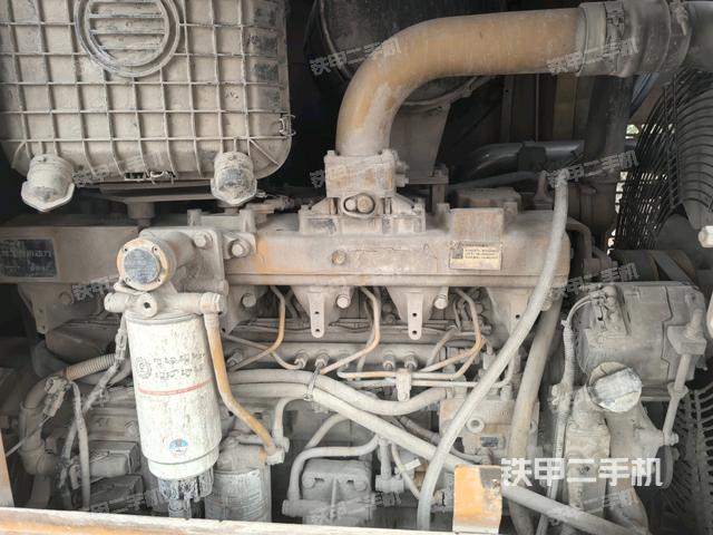 發(fā)動機(jī)右側(cè)(整機(jī)外觀及大件) 發(fā)動機(jī)右側(cè)(整機(jī)外觀及大件)