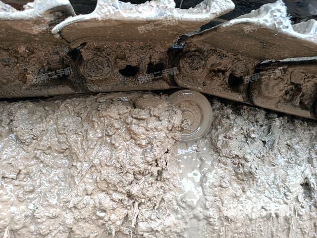 左側(cè)行走馬達蓋板（行走機構(gòu)）