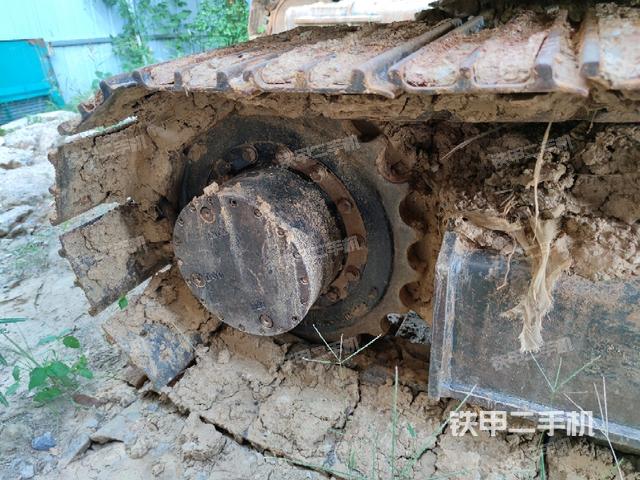 右驱动轮(行走机构) 右驱动轮(行走机构)