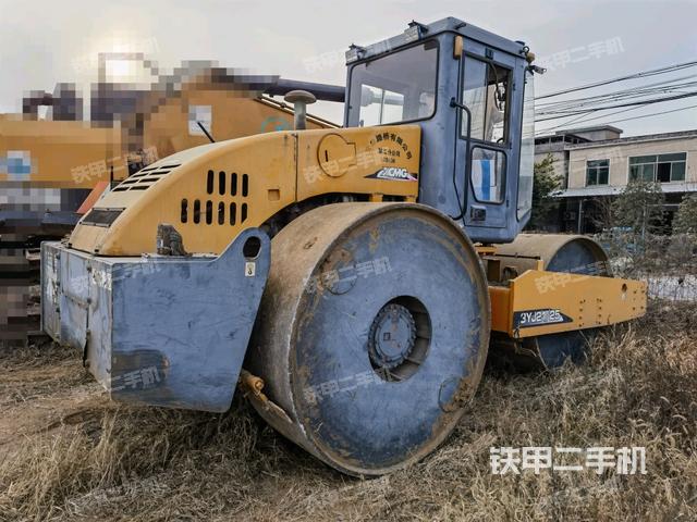 整機右后45°(設備外觀及核心部件) 整機右后45°(設備外觀及核心部件)