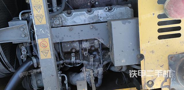 發(fā)動機整體俯視(整機外觀) 發(fā)動機整體俯視(整機外觀)