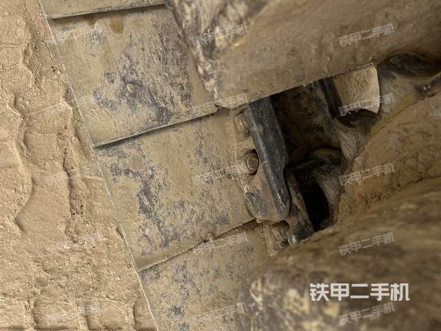 左側履帶整體?(行走機構) 左側履帶整體?(行走機構)
