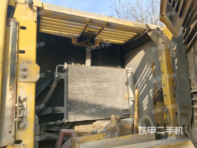 散熱器正面（大件艙室）