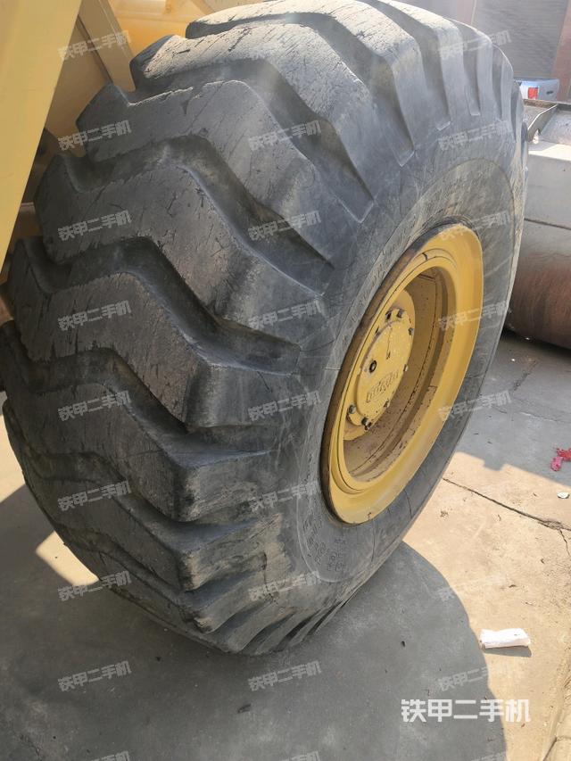 左前輪（行走機(jī)構(gòu)）