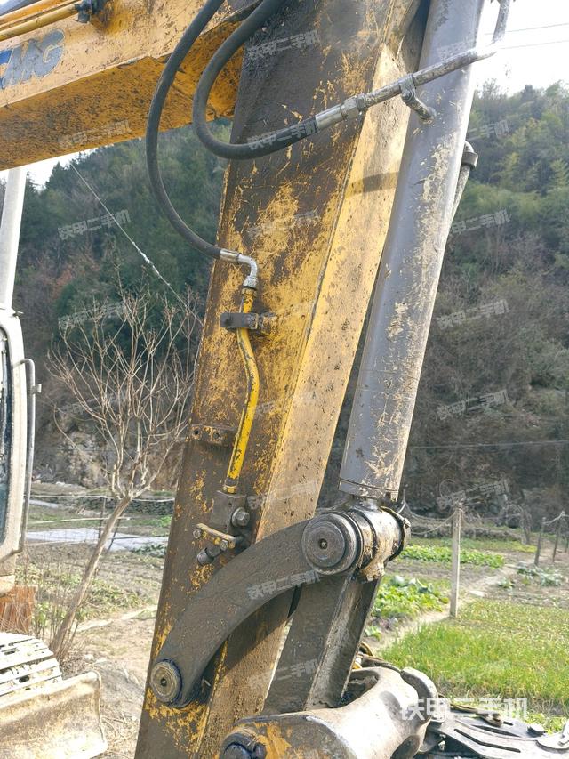 小臂整體左后(工作和回轉(zhuǎn)裝置) 小臂整體左后(工作和回轉(zhuǎn)裝置)