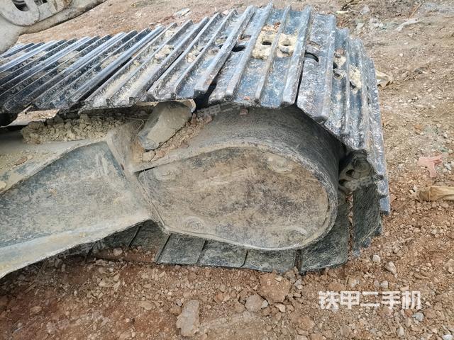 右側(cè)行走馬達(dá)蓋板（行走機(jī)構(gòu)）