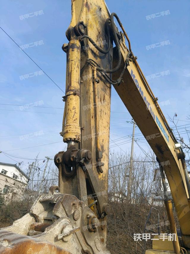 大臂油缸整體?豎拍（工作和回轉(zhuǎn)裝置）