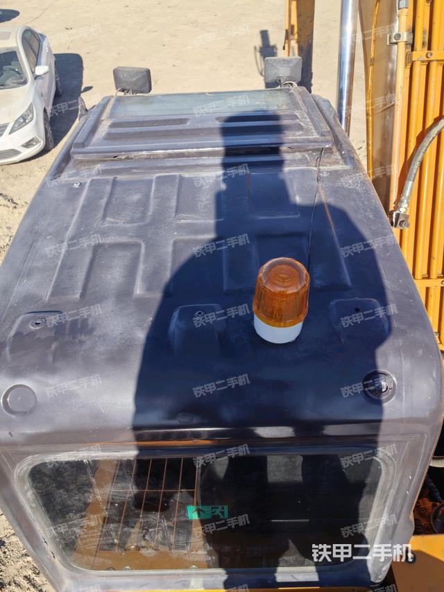 駕駛室頂部（整機(jī)外觀）