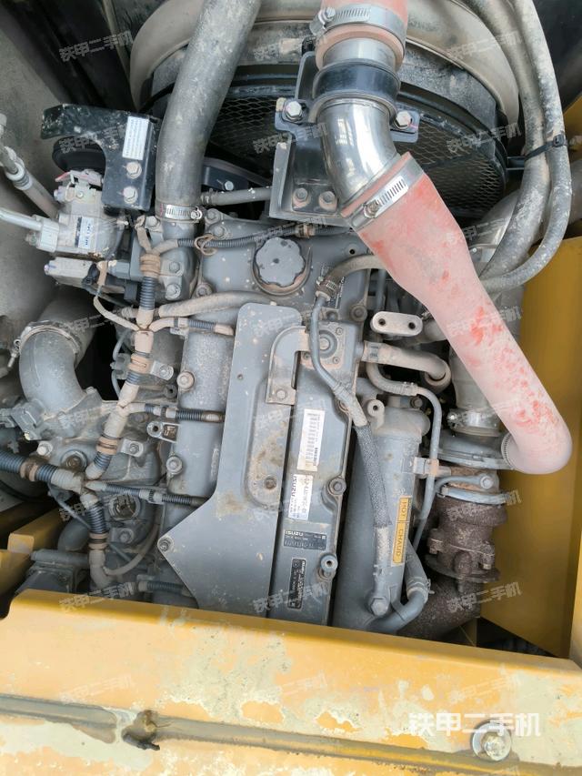 氣門室蓋螺絲特寫（上車部件）