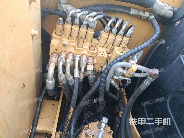 分配閥(上車部件) 分配閥(上車部件)