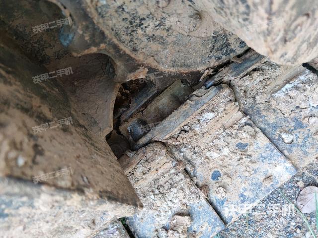 左侧行走马达盖板(行走机构) 左侧行走马达盖板(行走机构)