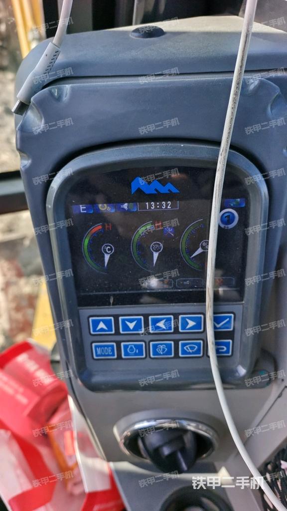 顯示屏?（駕駛室部分）