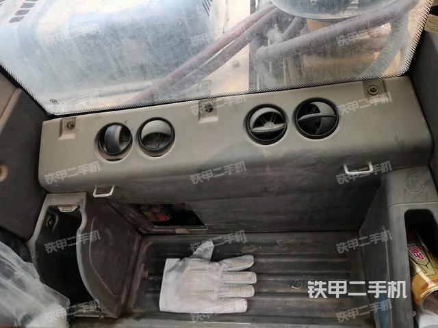 座椅后部（駕駛室部分）