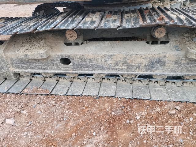 左側(cè)行走馬達(dá)蓋板（行走機(jī)構(gòu)）