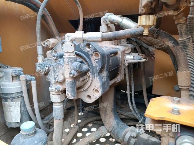 電瓶（大件艙室）