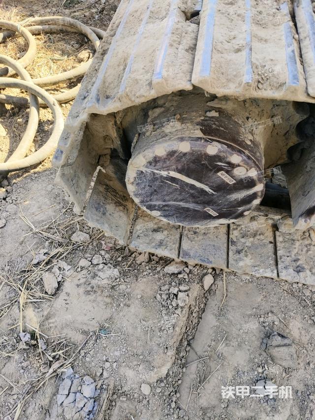 右側(cè)行走馬達蓋板（行走機構(gòu)）