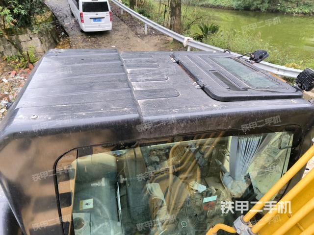 駕駛室頂部俯視（上車部件）