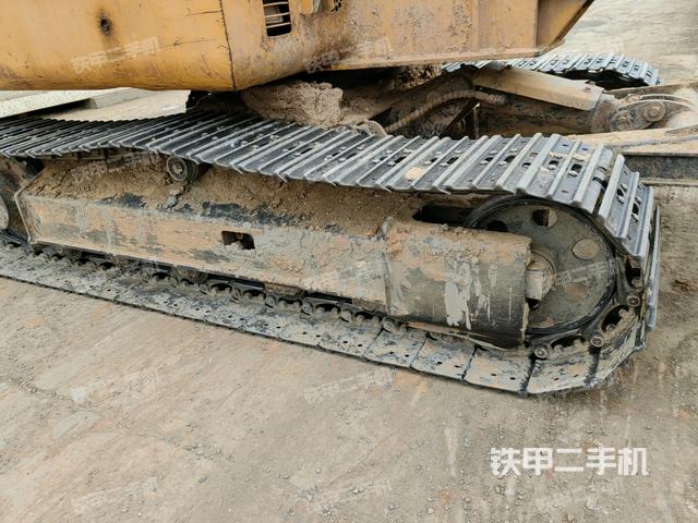 右側(cè)履帶整體?（行走機構(gòu)）