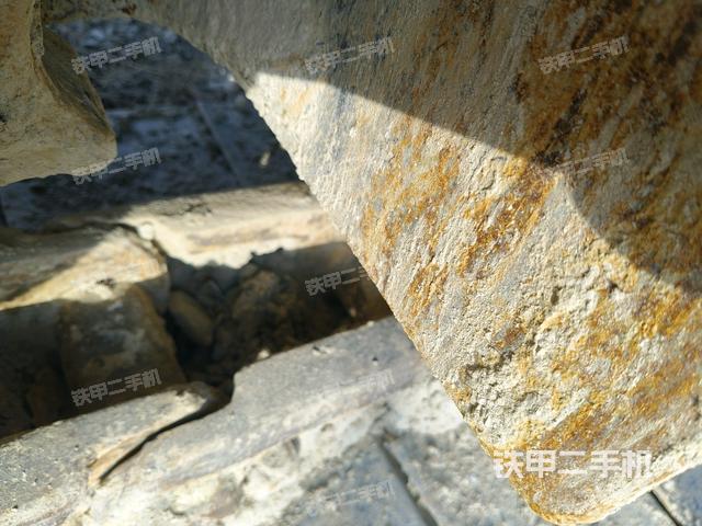 左導(dǎo)向輪（行走機(jī)構(gòu)）