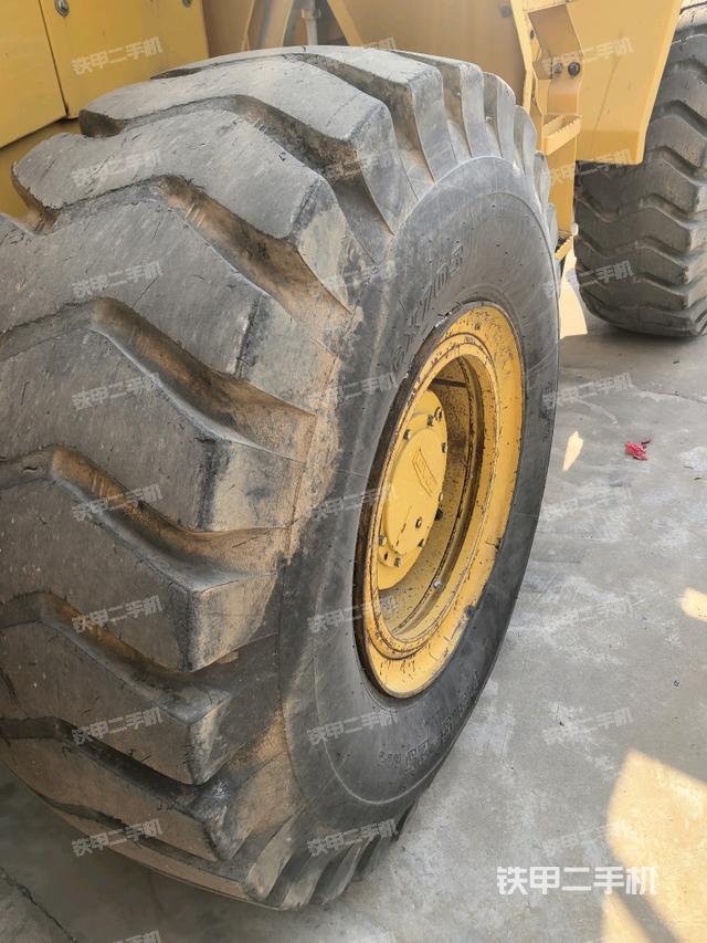 左后輪（行走機(jī)構(gòu)）