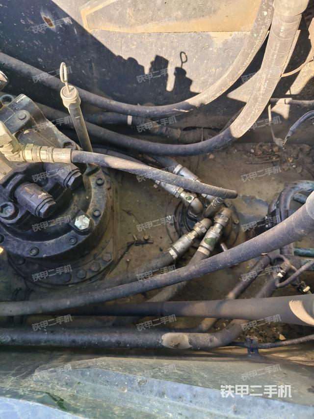 氣門室蓋螺絲特寫（上車部件）