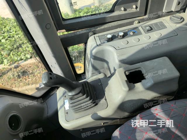 頂棚整體  內(nèi)（駕駛室部分）