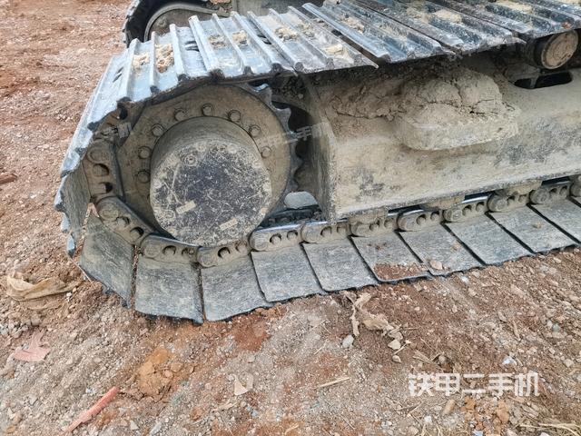 右驅(qū)動(dòng)輪（行走機(jī)構(gòu)）