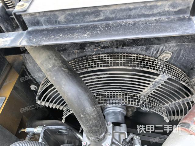 水箱+風扇特寫(上車部件) 水箱+風扇特寫(上車部件)