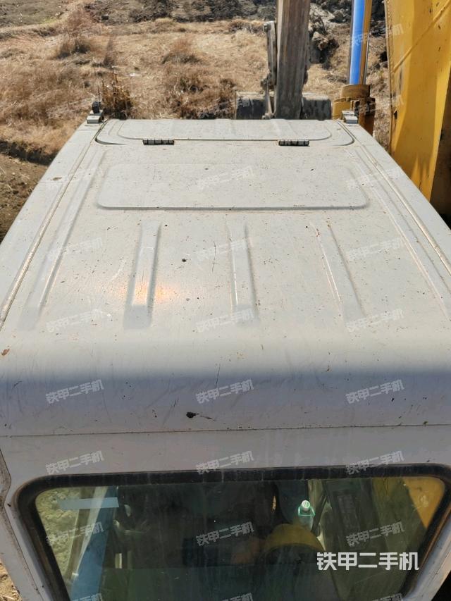 駕駛室頂部俯視（上車部件）