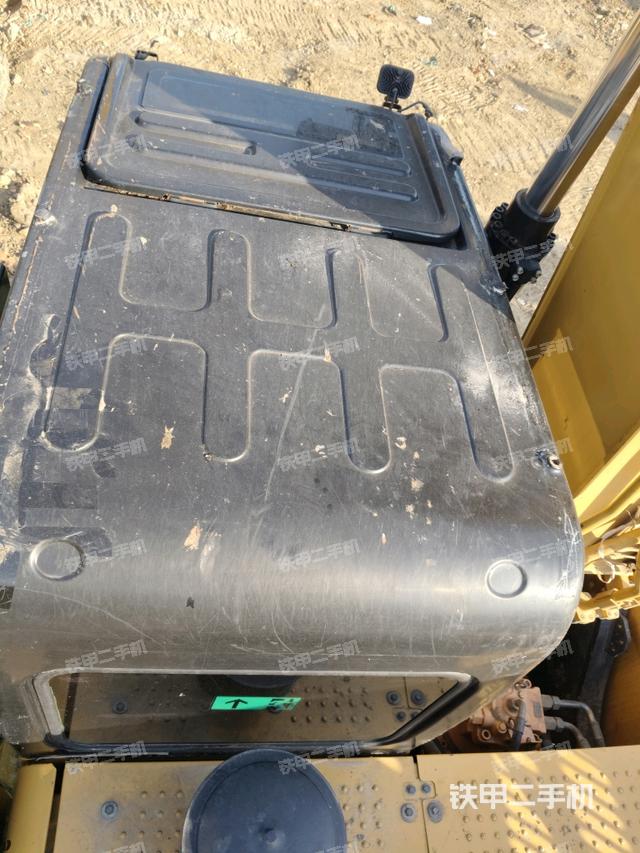 駕駛室頂部俯視（上車部件）